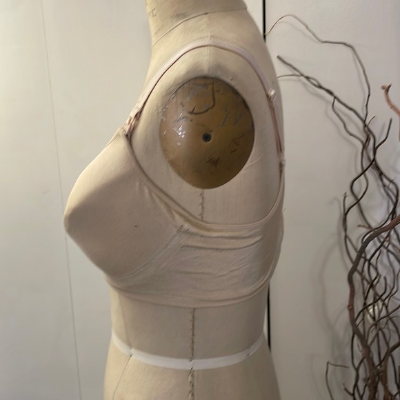 Gilligan & O’Malley Nude nursing bra XL - Picture 6 of 8